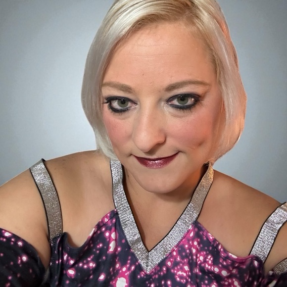 π@lady__lauren LIVE SHOW NOTIFICATION! π - Picture 5 of 17